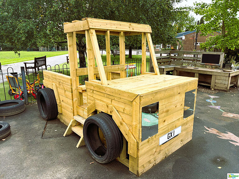 The Outdoor EYFS The Outdoor EYFS